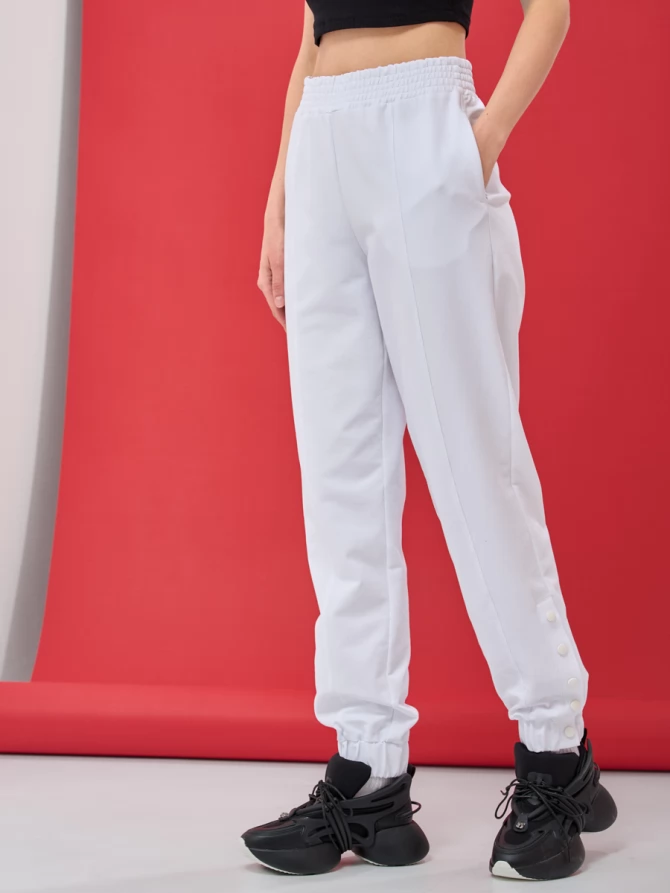 Брюки на кнопках