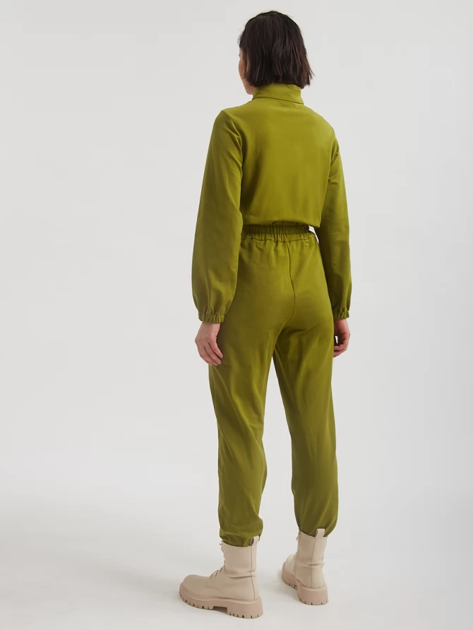 Комбинезон на молнии