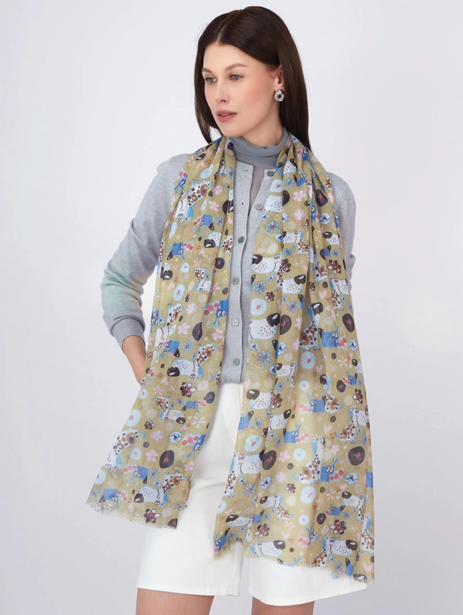 Палантин с игривым принтом животных