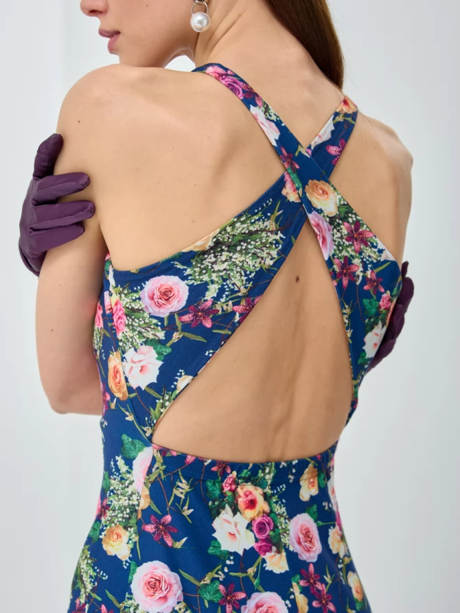 Платье с принтом масло