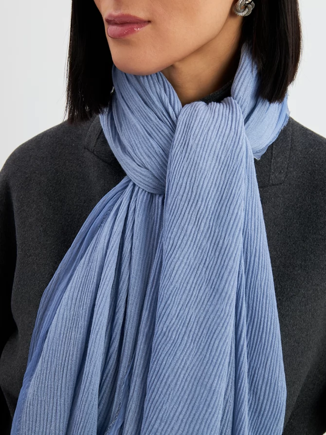 Палантин женский в небесно-голубом цвете