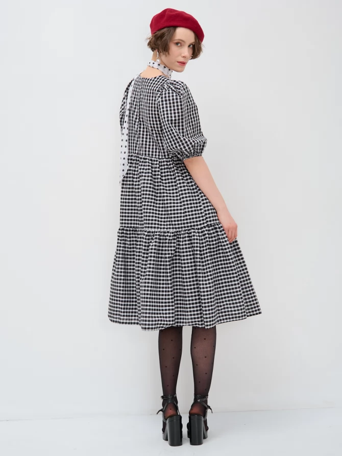 Платье с рукавами-буфами