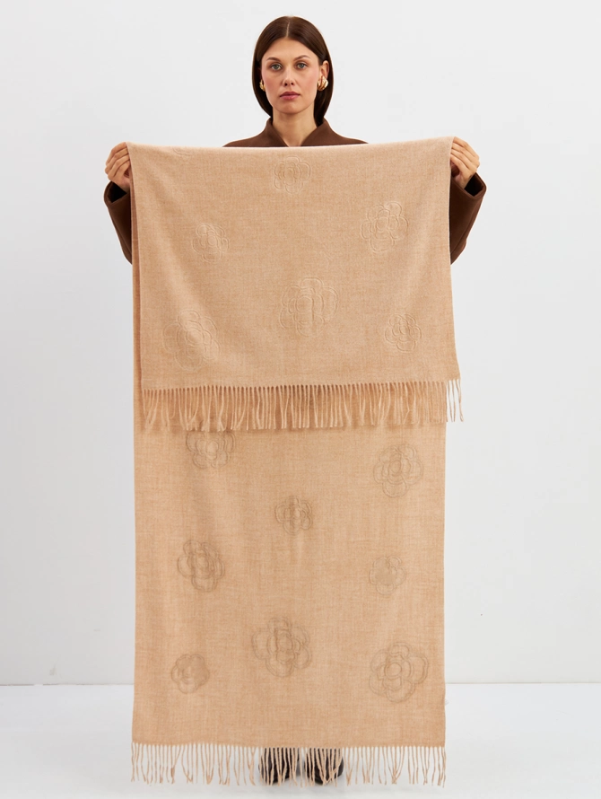 Палантин двусторонний с принтом и бахромой