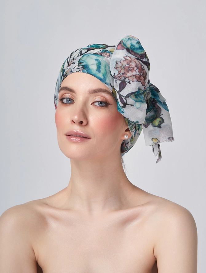 Палантин женский с цветочным принтом