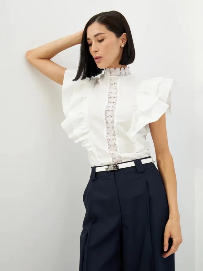Блузка из хлопка с кружевным воротником и рукавами-крыльями, белая