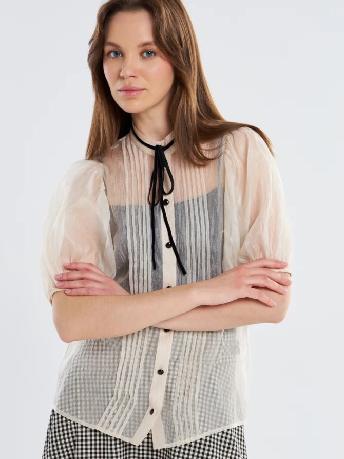 Блузка из органзы с бархатной завязкой и защипами  OD-951-1 молочный