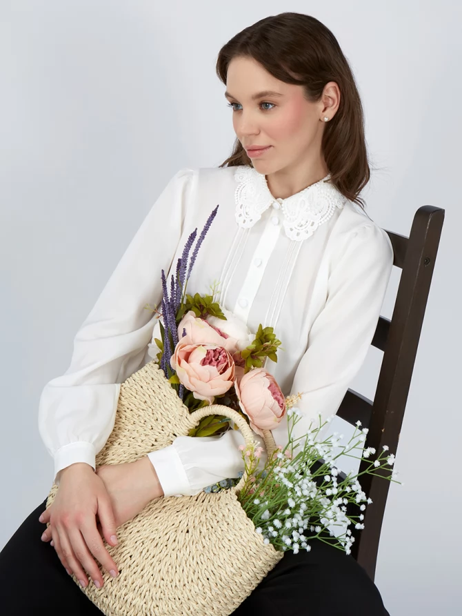 Блузка с воротником из кружева и защипами OD-913-1 белый