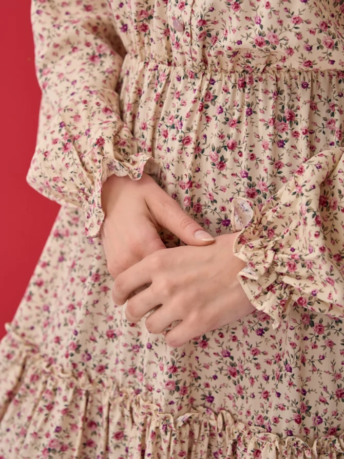 Платье-рубашка с воланом