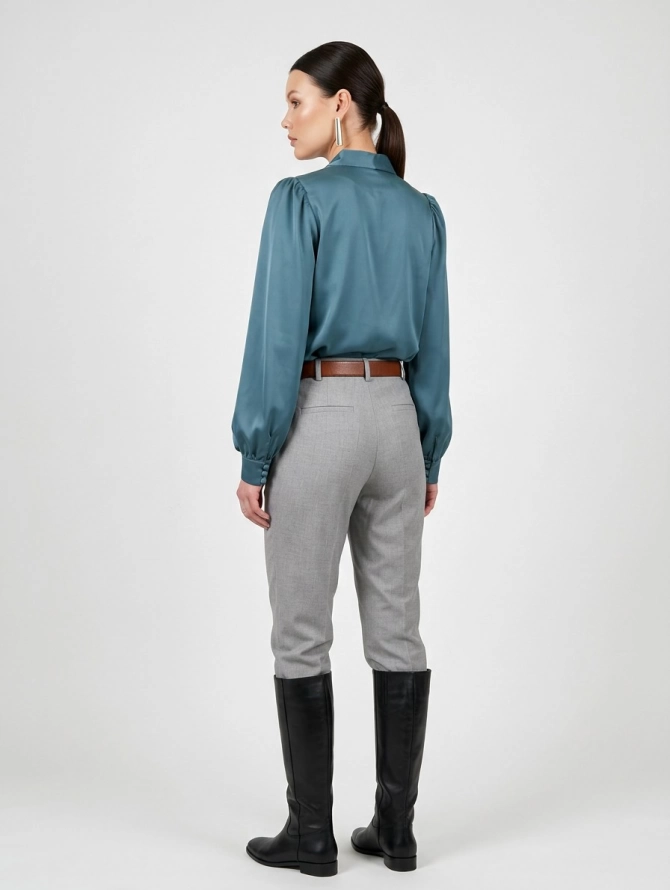 Блуза с вырезом сине-зеленая