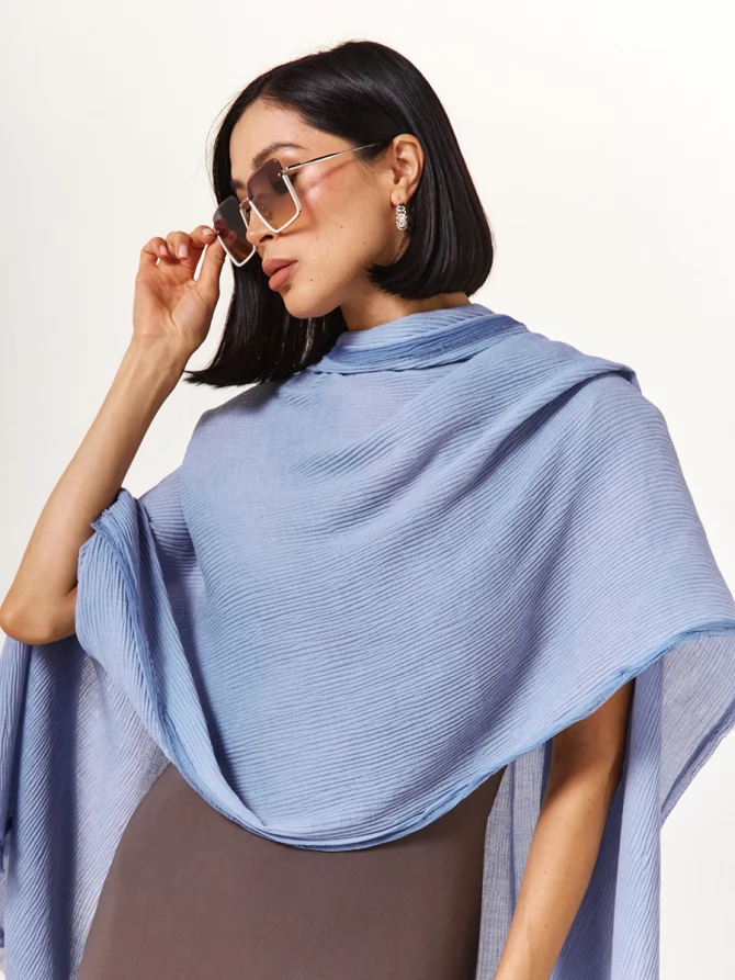 Палантин женский в небесно-голубом цвете