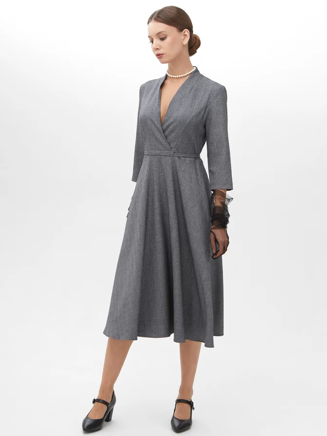 Платье с воротником стойка  OD-885-1 темно-серый