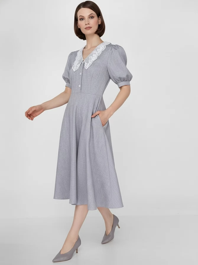 Платье с кружевным воротником  OD-888-2 св.серый