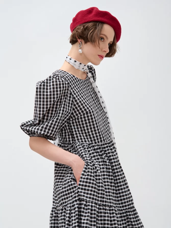 Платье с рукавами-буфами