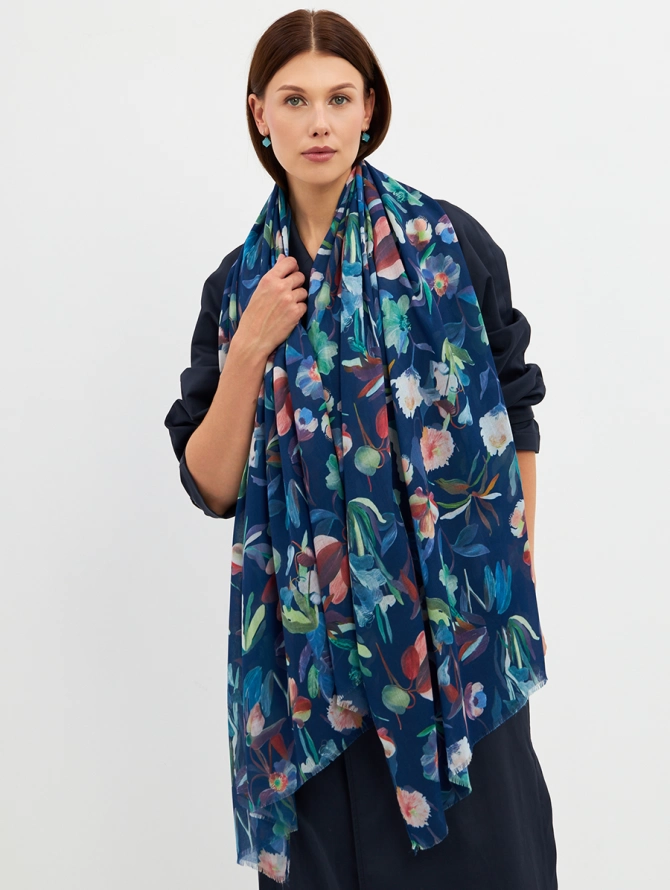 Палантин женский с цветочным принтом