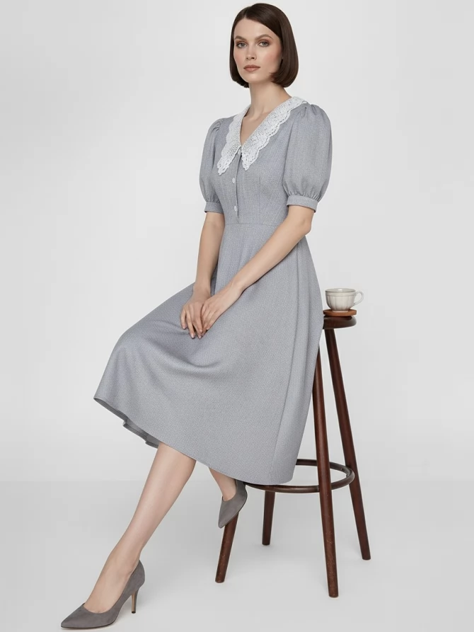 Платье с кружевным воротником  OD-888-2 св.серый