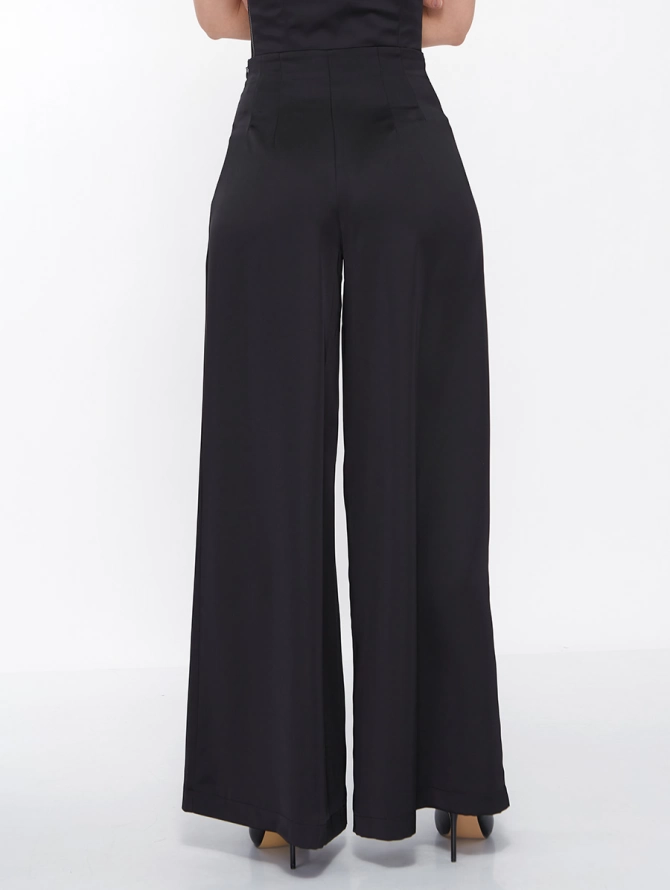 Брюки атласные клеш с высокой посадкой черные