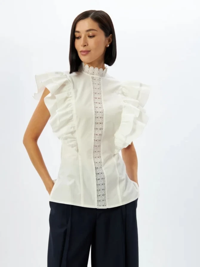 Блузка из хлопка с кружевным воротником и рукавами-крыльями, белая