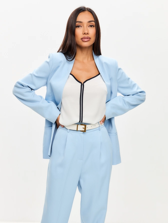 Брюки укороченные голубого цвета