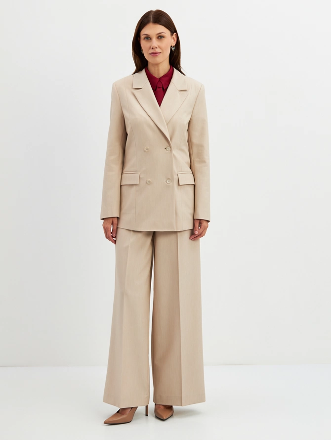 Жакет двубортный на подкладке бежевый