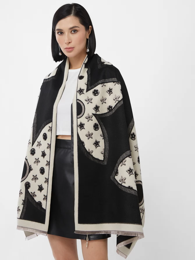 Палантин двусторонний с авторским принтом