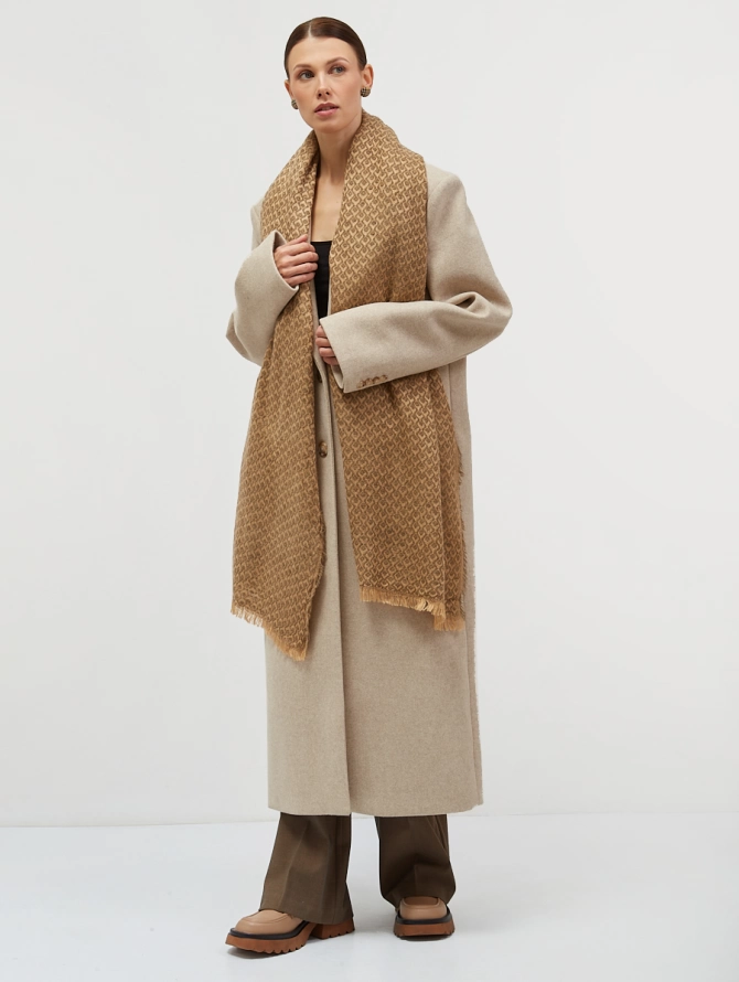 Палантин с рельефной фактурой, цвет кэмел