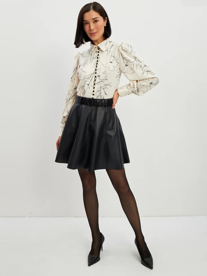 Блузка с принтом OD-639-29 белая черный цветок