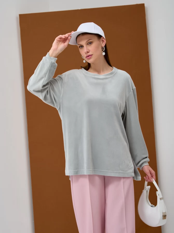 Свитшот оверсайз из велюра