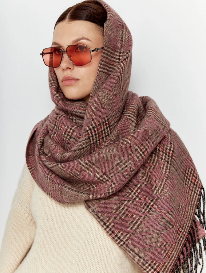 Палантин женский объемный в клетку