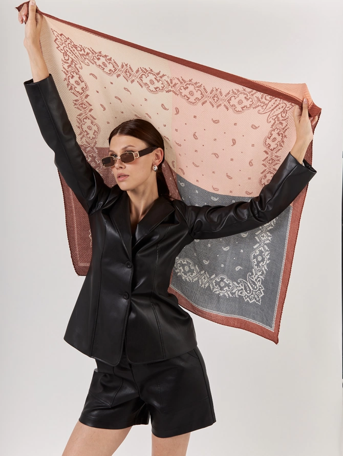 Платок женский многоцветный с принтом SPR-855-2