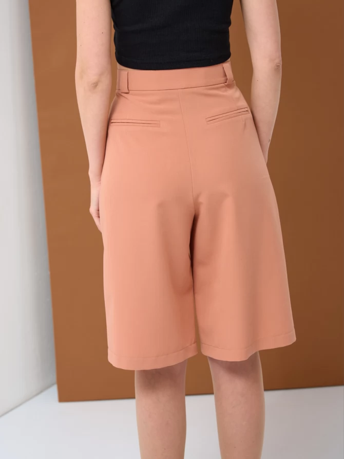 Шорты-бермуды