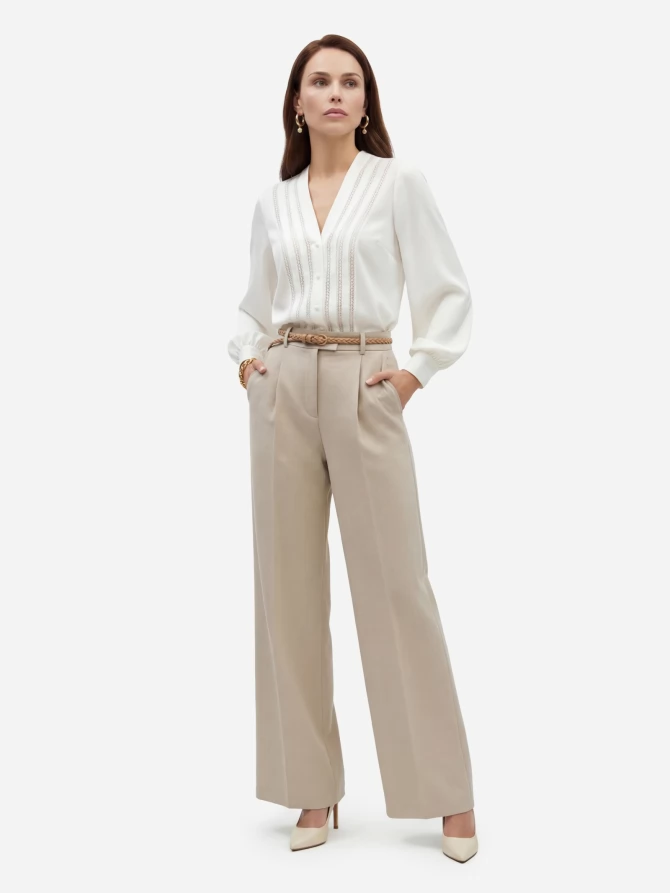 Блузка с V-образным вырезом и кружевом OD-1014-1 белый