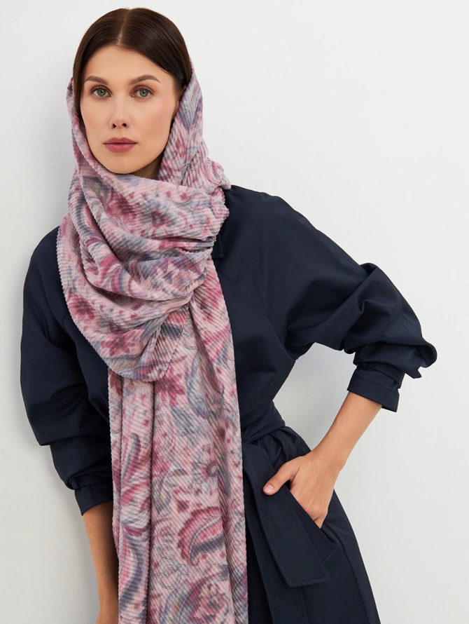 Палантин женский плиссированный с узором пейсли