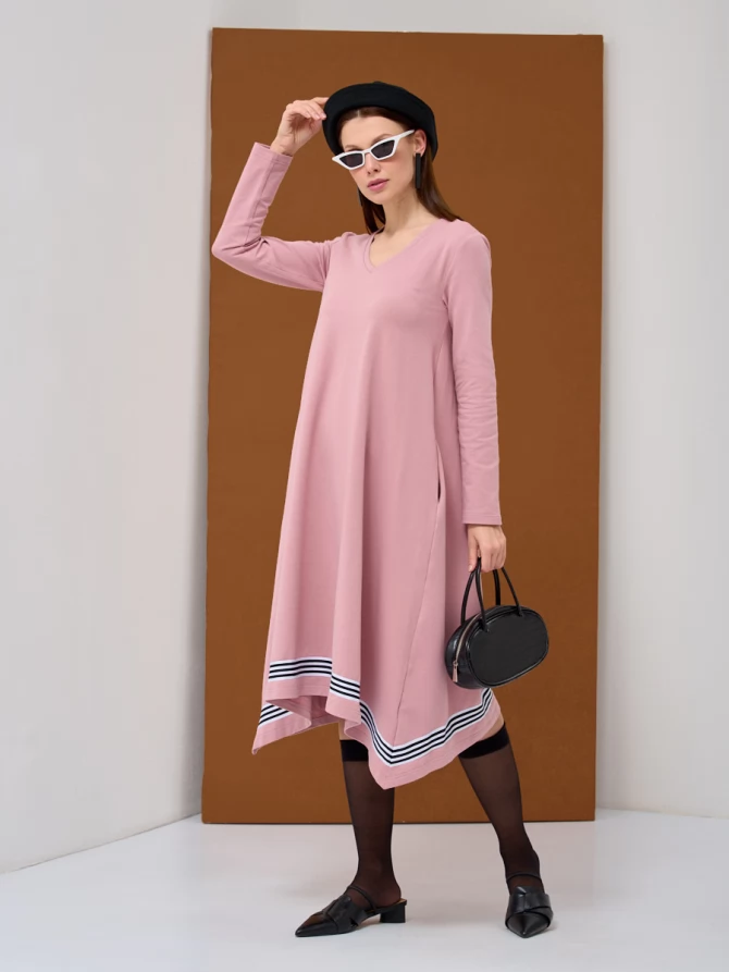 Платье с тесьмой по низу