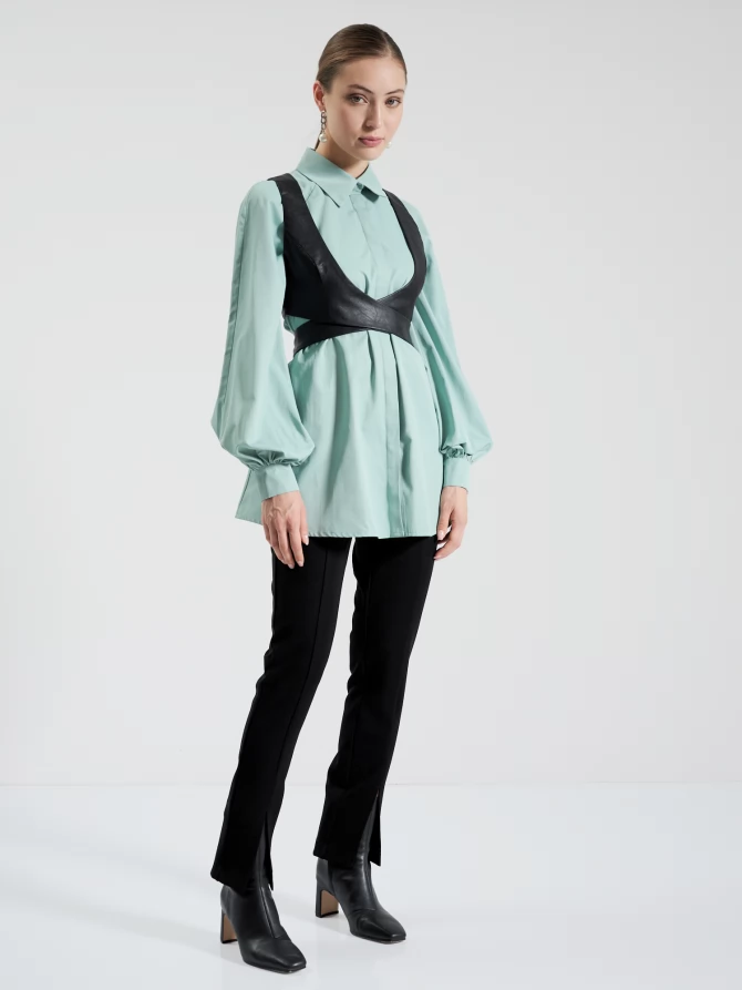 Жилет из эко-кожи