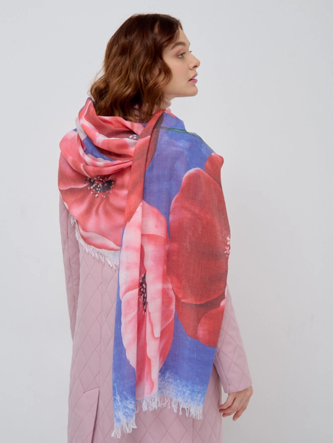 Палантин с принтом ярких маков