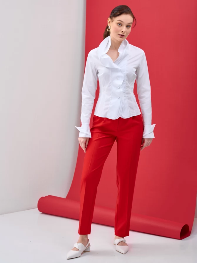 Блузка с воланами