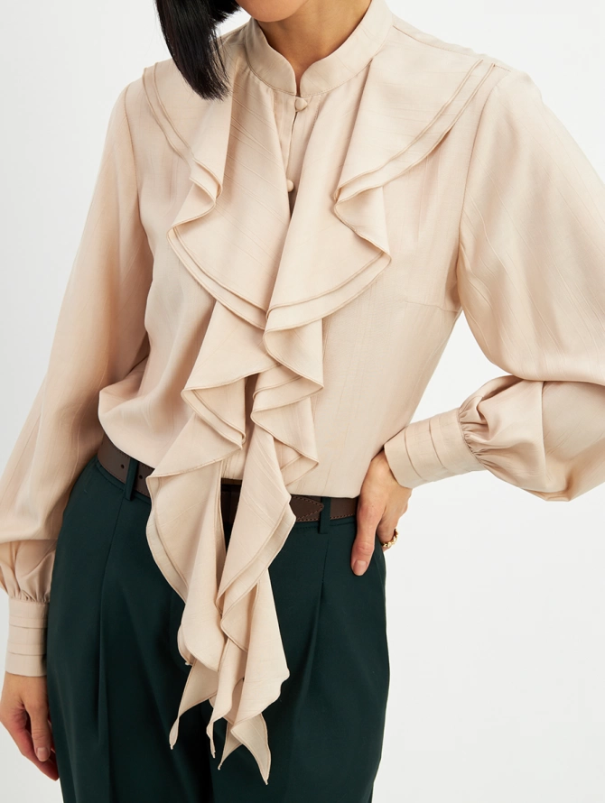 Блузка с отлетными рюшами OD-914-1 бежевый