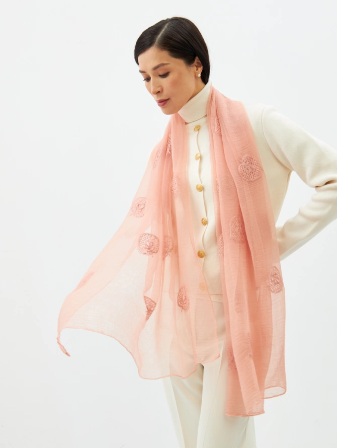 Палантин двусторонний из жатого шифона с арт-деко вышивкой