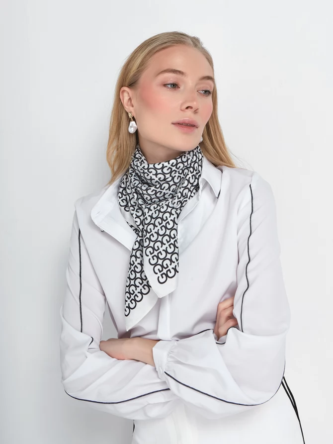 Блузка с контрасной строчкой OD-871-1 белый