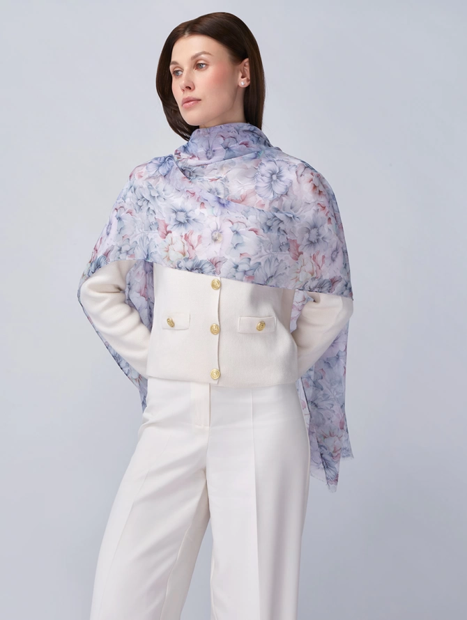 Палантин женский с акварельным цветочным рисунком