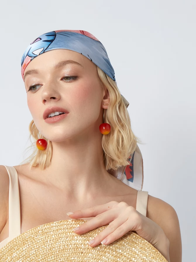 Платок женский с ярким абстрактным принтом