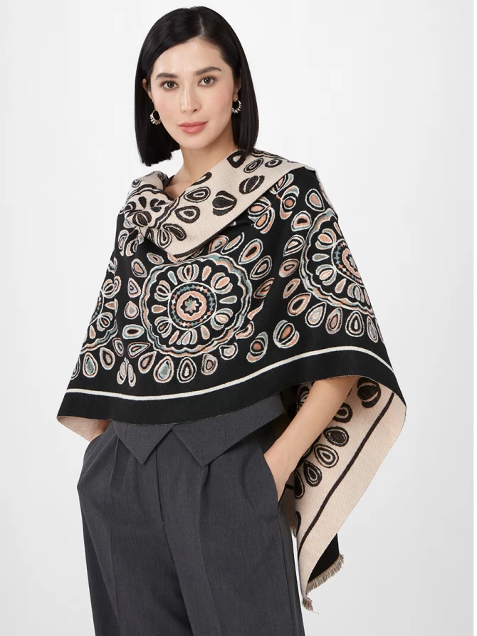 Палантин женский двусторонний с орнаментом