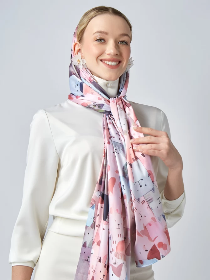 Палантин женский с кошачьим принтом