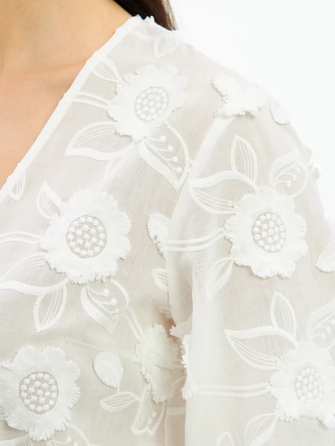 Блуза с обьемной вышивкой OD-987-1 белый ( обьемный цветок)