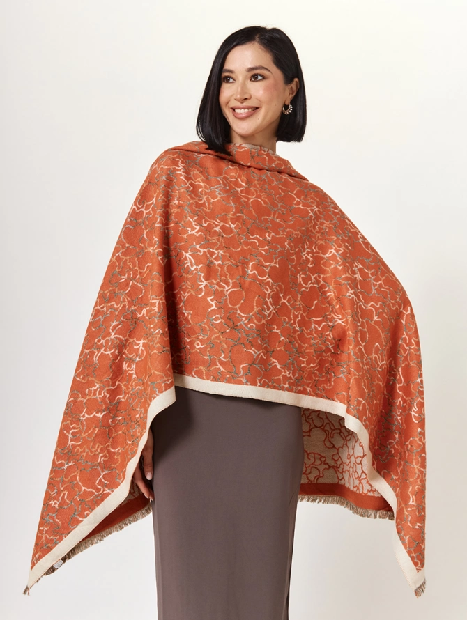 Палантин женский двусторонний с абстрактным узором