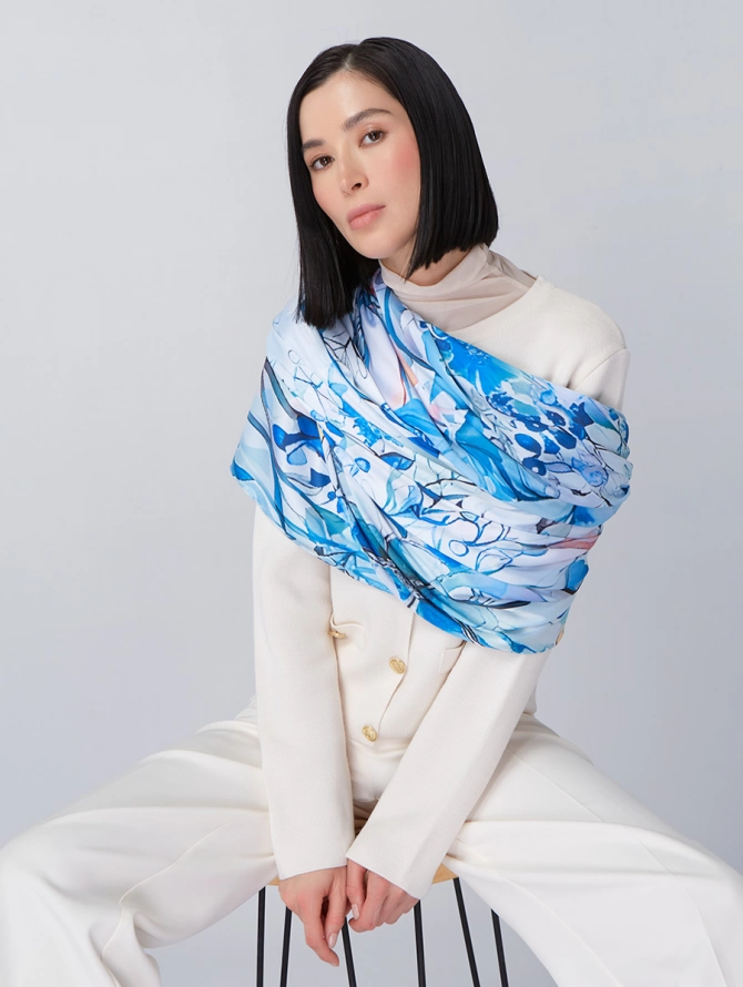 Палантин женский с акварельным цветочным принтом