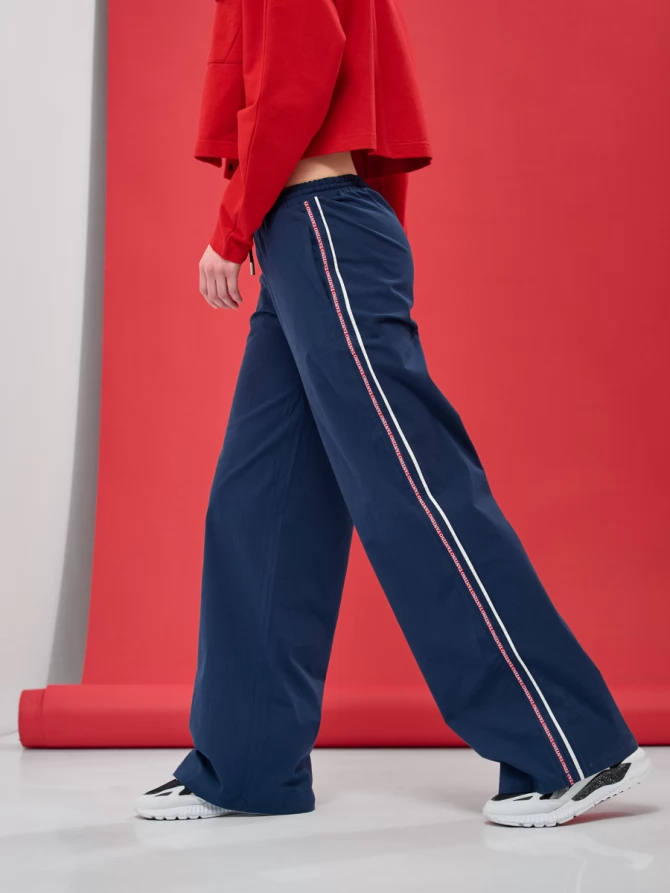 Брюки с тесьмой