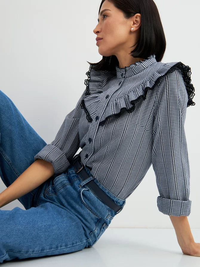 Блузка из хлопка с кружевом OD-896-2 сине- белая мелкая клетка