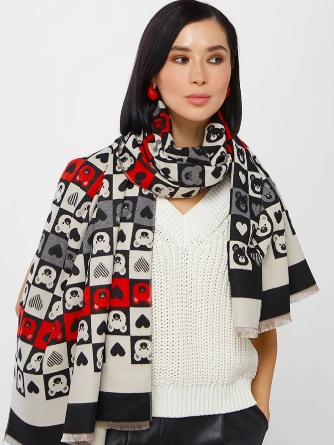 Палантин женский с авторским принтом Мишки и Сердца