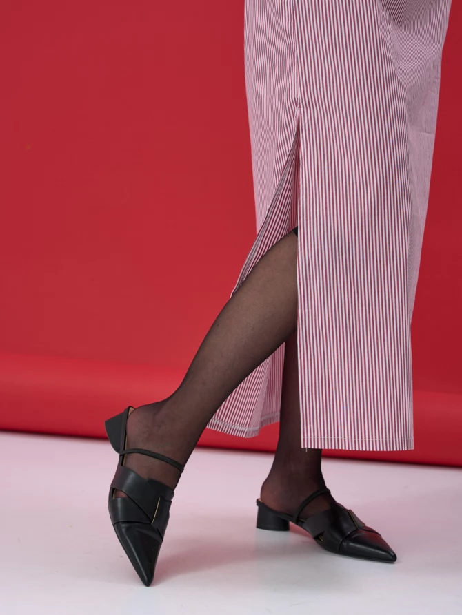 Платье с разрезами